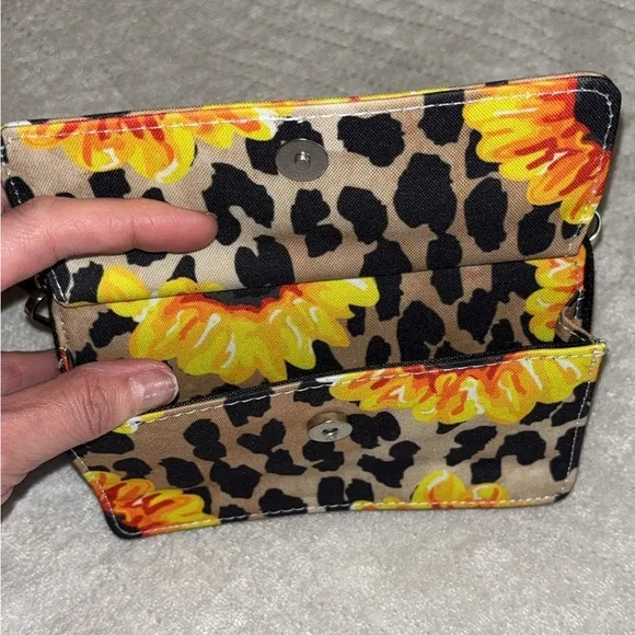 NWOT Cheetah and Sunflower Crossbody Purse/Wristlet - Picture 2 of 8